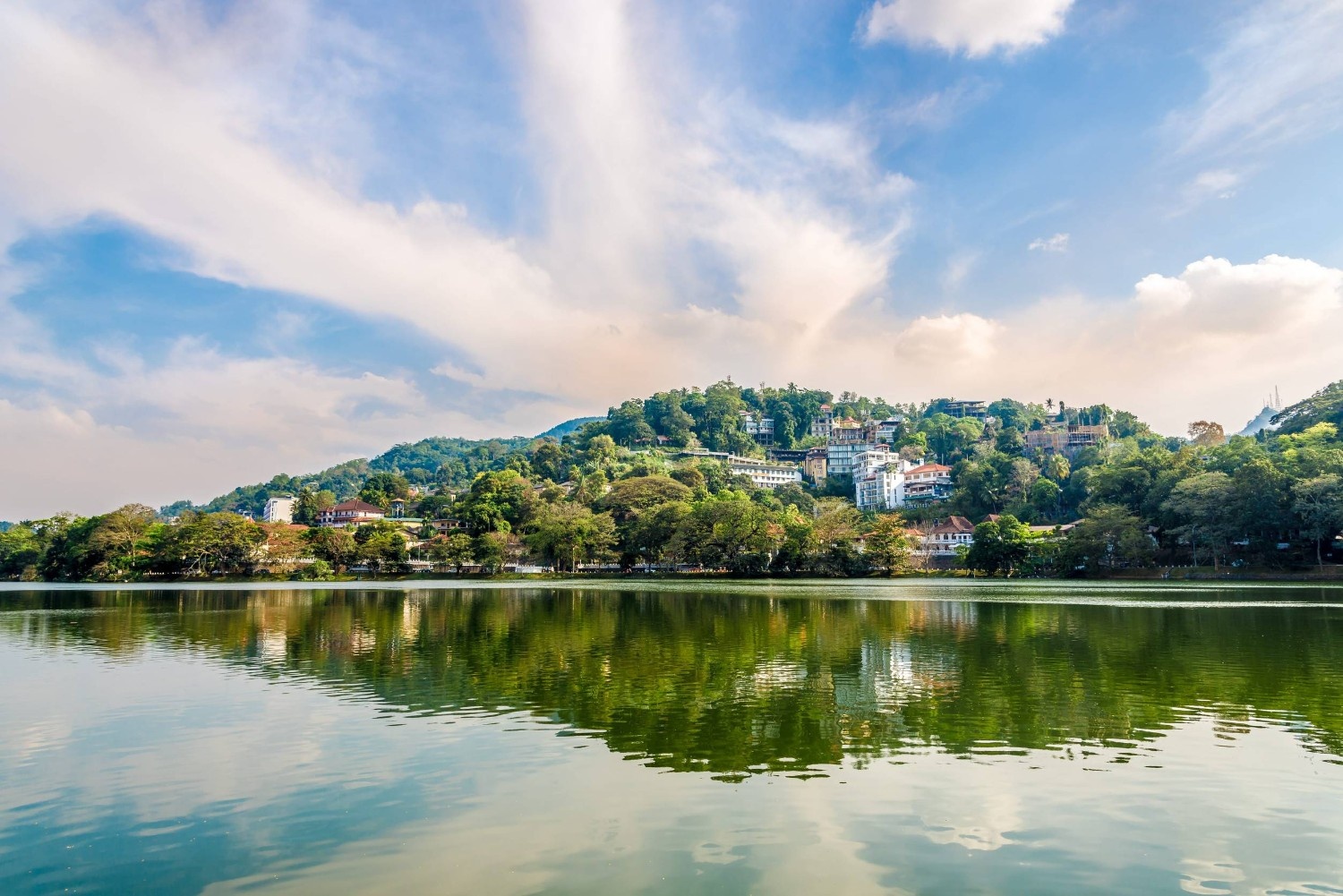 Kandy Lake Sri Lanka