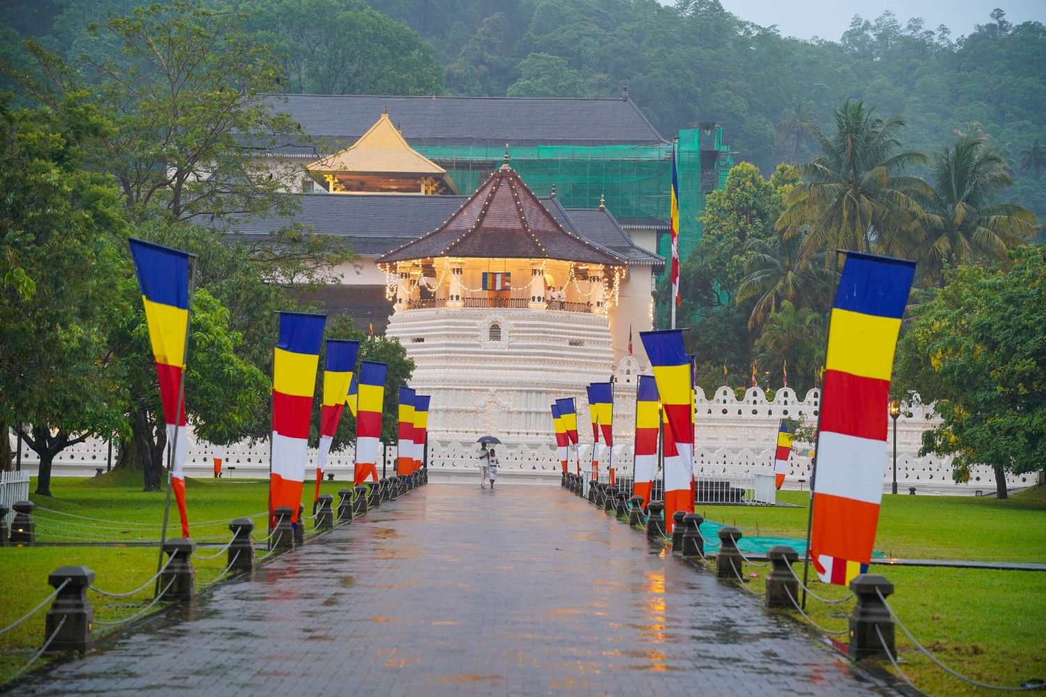 Temple Of The Sacred Tooth Relic